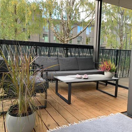 Oeoe Street Premium Apartment With Terrace Tartu Buitenkant foto